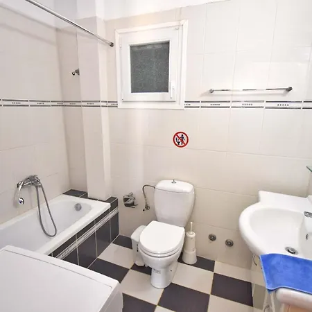 Menethea Sea View - 5min From Issos Beach Villa *