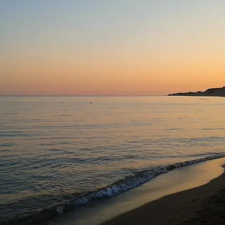 Villa Menethea Sea View - 5min From Issos Beach Línia